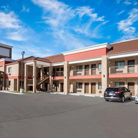Super 8 By Wyndham Humble Houston Fallcreek Екстериор снимка